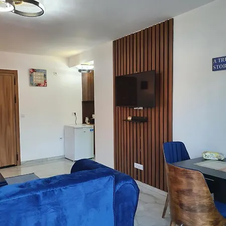 Parice Apartment *